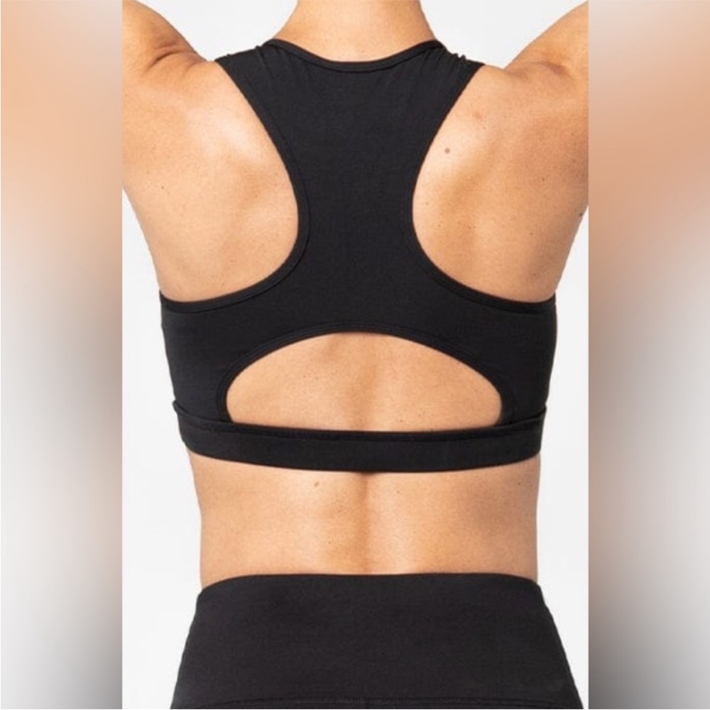 ✨ NWT Whisper Active Ignite Bra | Black | Size Small ✨